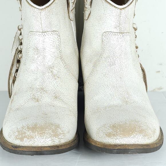 Very Volatile Women's Lookout US8 White Leather Distressed Fringe Western Boots - Picture 4 of 16